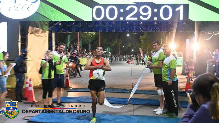 Vidal Basco gana en la 10k de Argentina el 5 de Febrero y establece nueva marca boliviana.