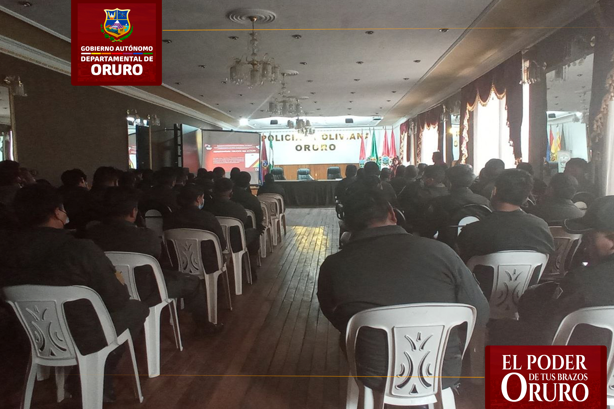Capacitación por el personal de la S.D.M.M.R.E. sobre el llenado de Fromulario 101 al Comando Policial de Oruro.