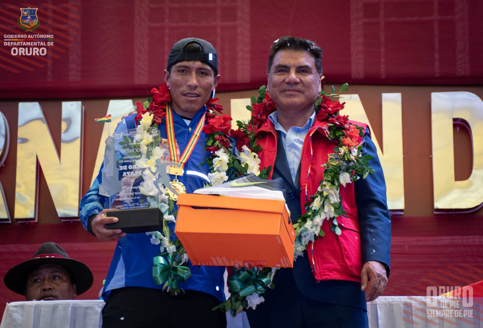 Regreso triunfal: Héctor Garibay en casa, orgullo de Oruro y Bolivia