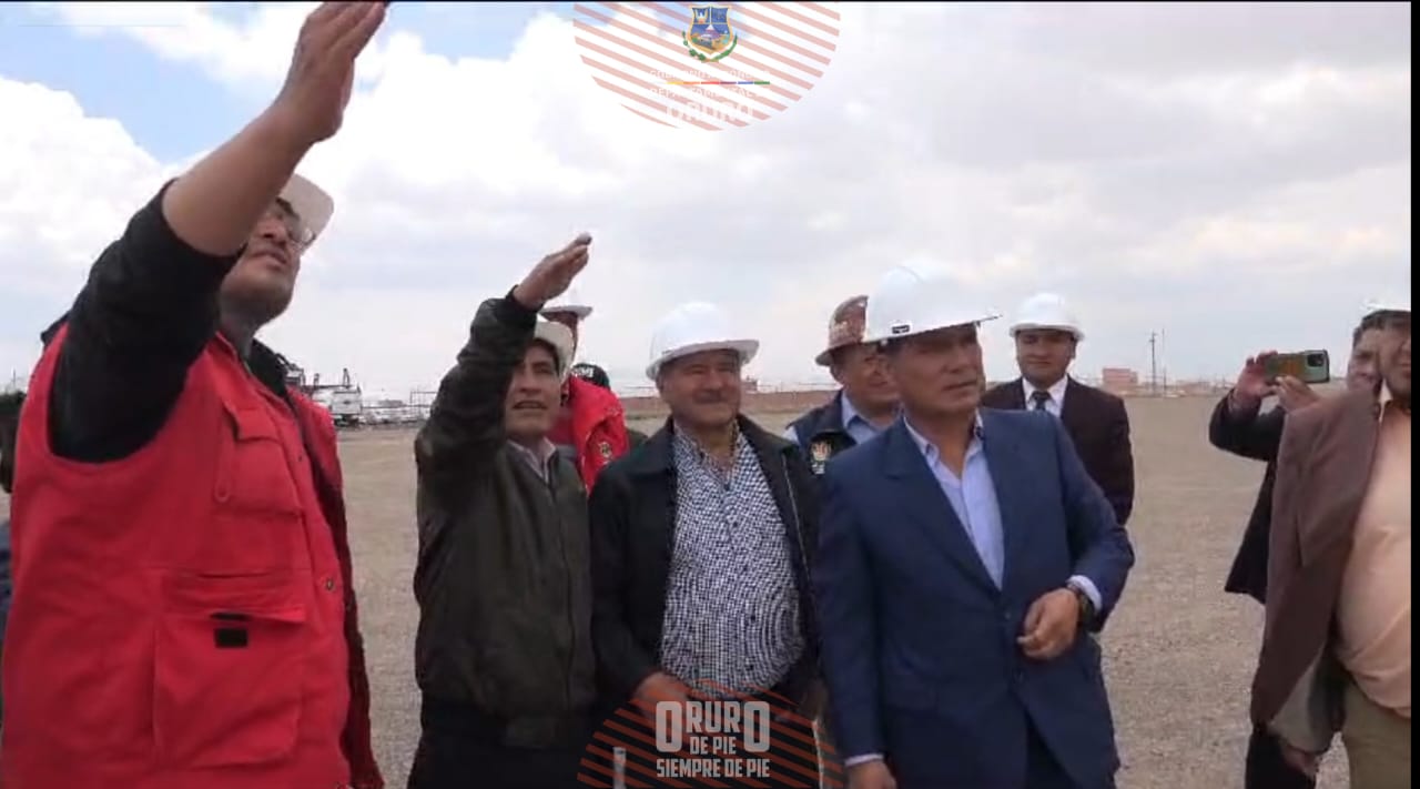 Autoridades del Gobierno Autónomo Departamental de Oruro, sostuvieron una importante reunión con el Servicio Estatal de Autonomías (SEA) para abordar la reglamentación de la ley N° 234, Ley Marco de Empresas Públicas Departamentales.